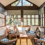 Riverbank Cottage-uk42229